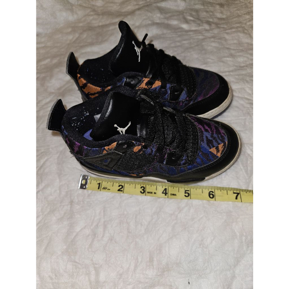 Jordan Retro 4 SE Rush Violet (BQ9041 005) Boys size 10 - Picture 13 of 13